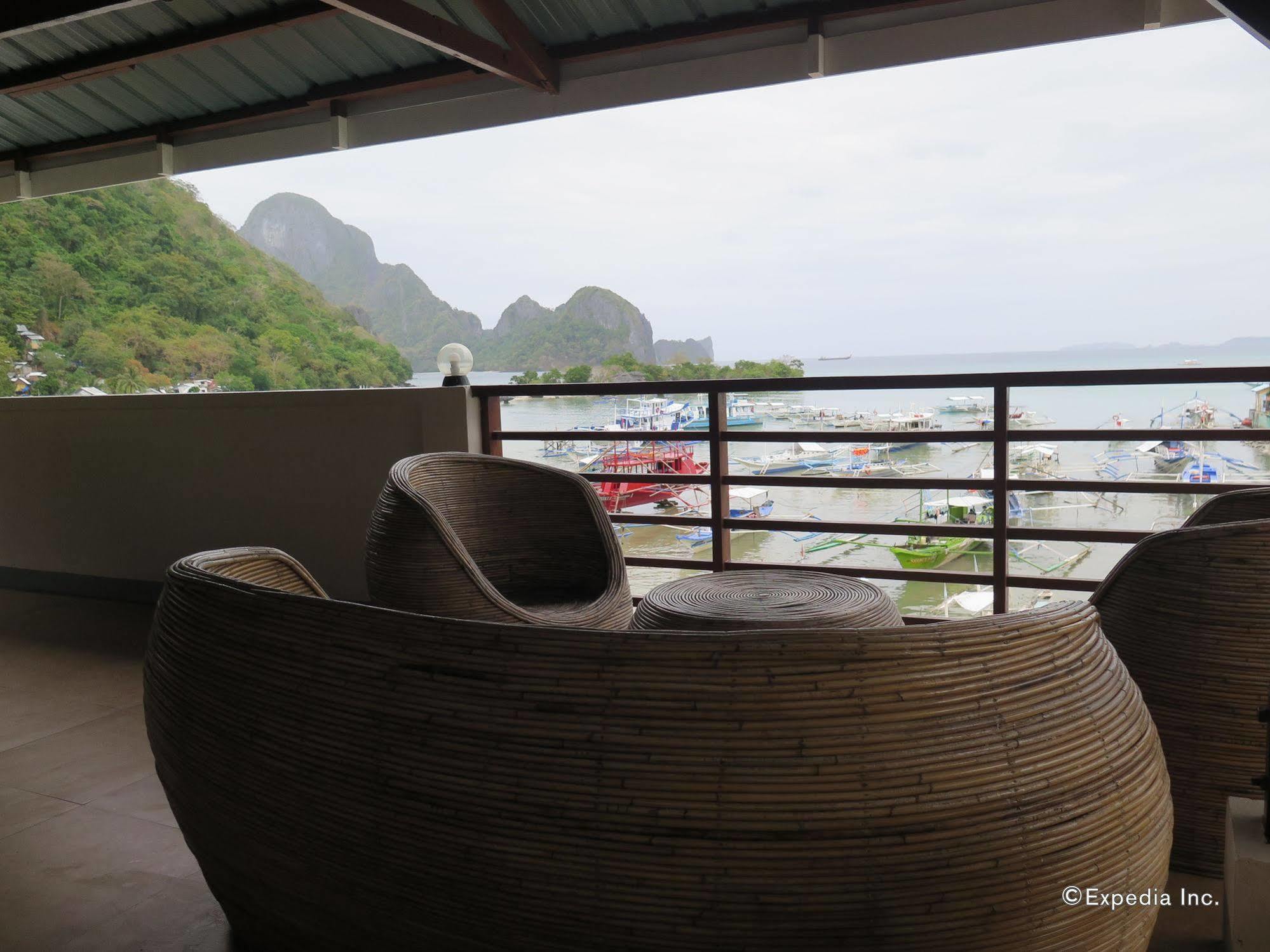 Dayunan Tourist Inn El Nido Esterno foto