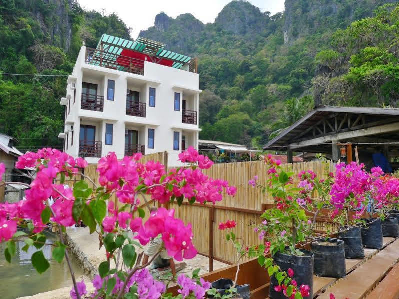 Dayunan Tourist Inn El Nido Esterno foto